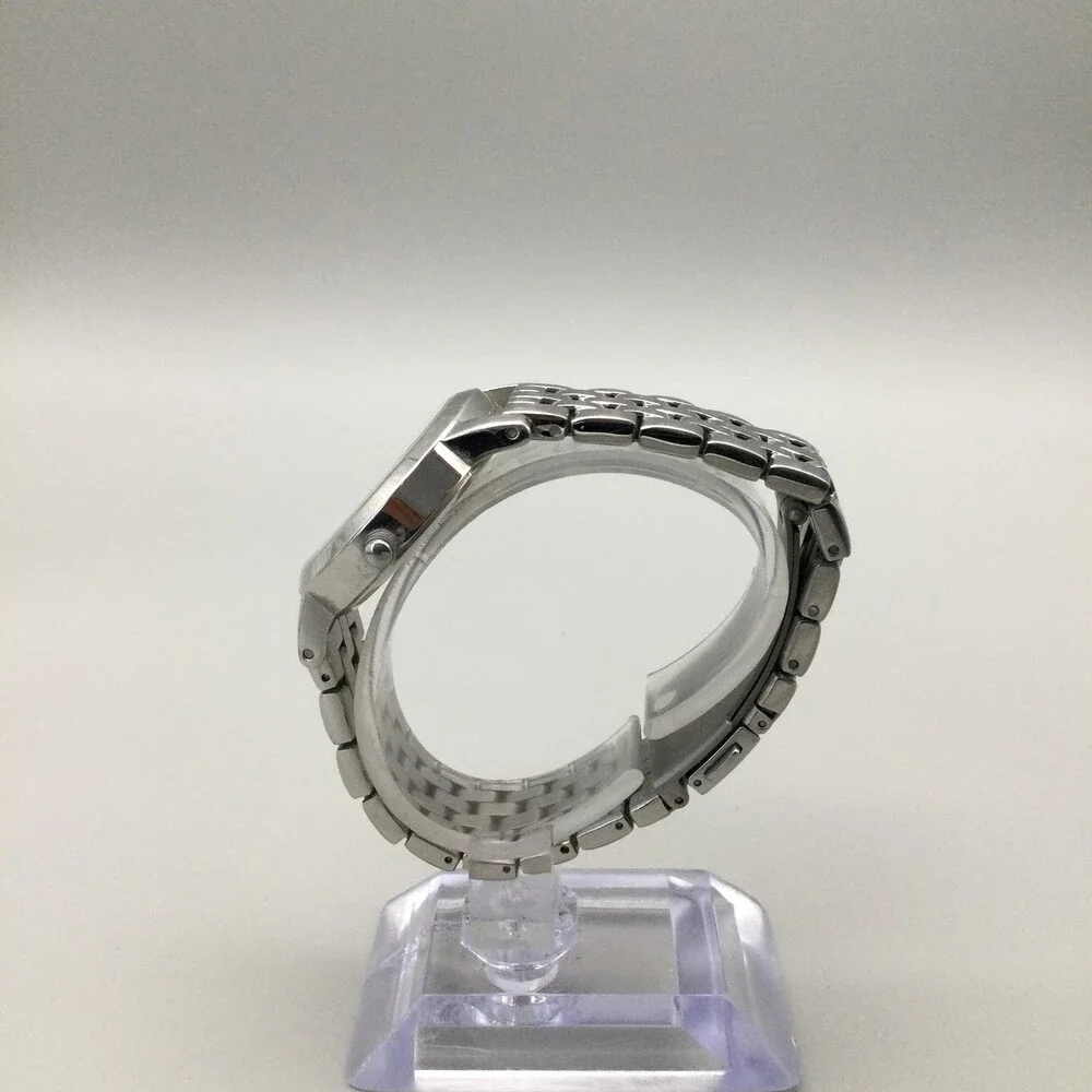 Relic Womens Watch 32mm MOP Crystals Silver Tone Bracelet New Battery 6.5